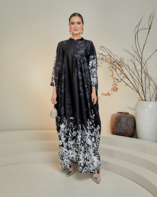 Caftan Lisa Surihani (READY STOCK)