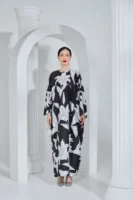 Caftan Lily