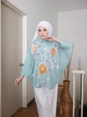 Suri Blouse